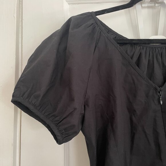 J.Crew V-back Puff-Sleeve Stretch Cotton Poplin Top | Black| Size 2 | NWOT - Picture 3 of 8